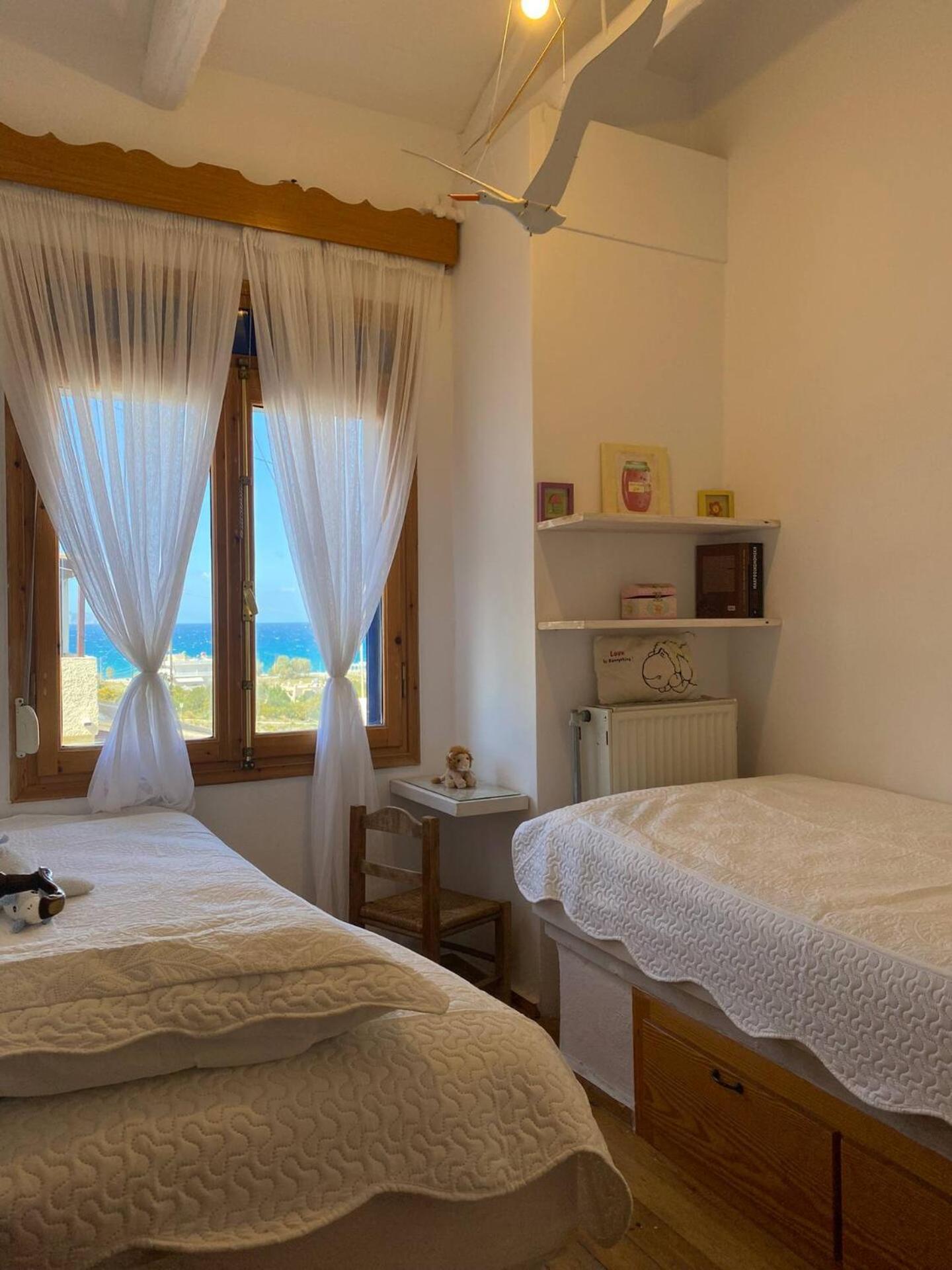 Nikita'S Apartment, With Seaview คาลามากิ ภายนอก รูปภาพ